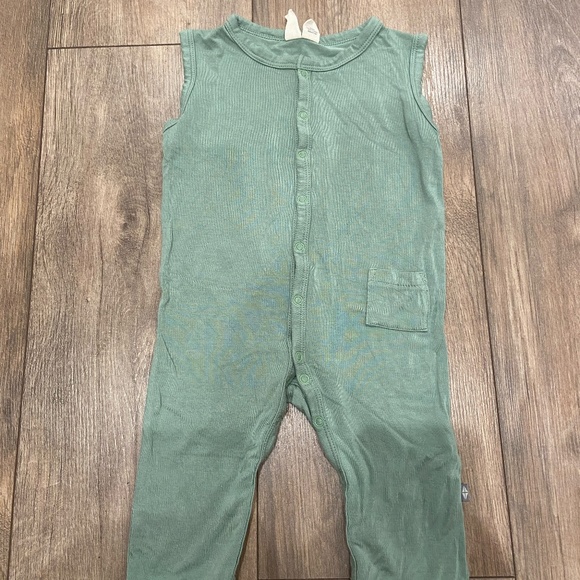Kyte BABY Other - Kyle BABY sleeveless romper 6-12M